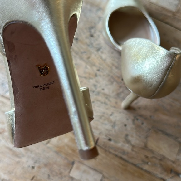 Veronica Beard Godot Gold Metallic Peep Toe Heels size 7.5 - Picture 5 of 13